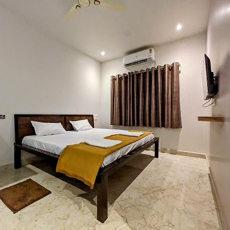 Hotel Madhusudan Executive Kolhapur Exterior photo