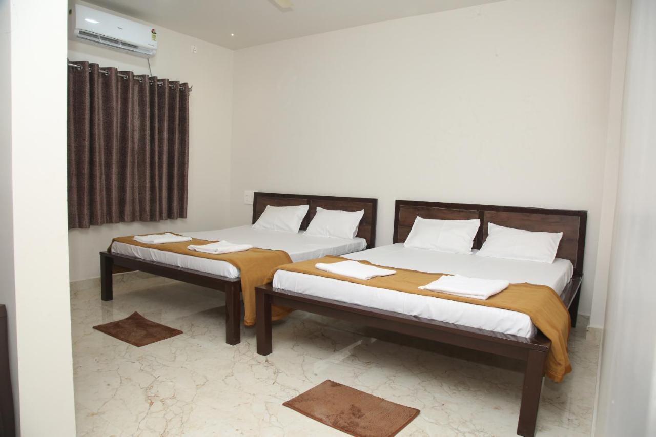 Hotel Madhusudan Executive Kolhapur Exterior photo